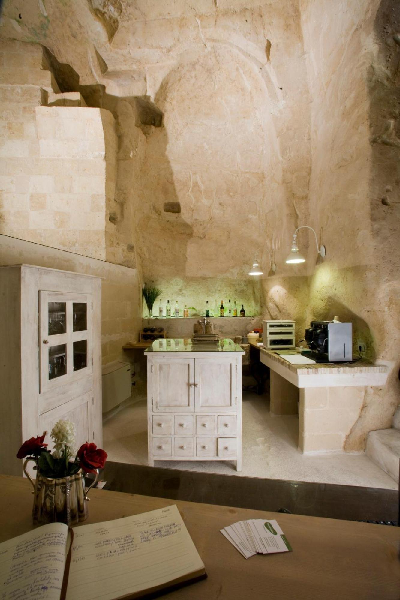 L'Hotel In Pietra Matera Exterior photo