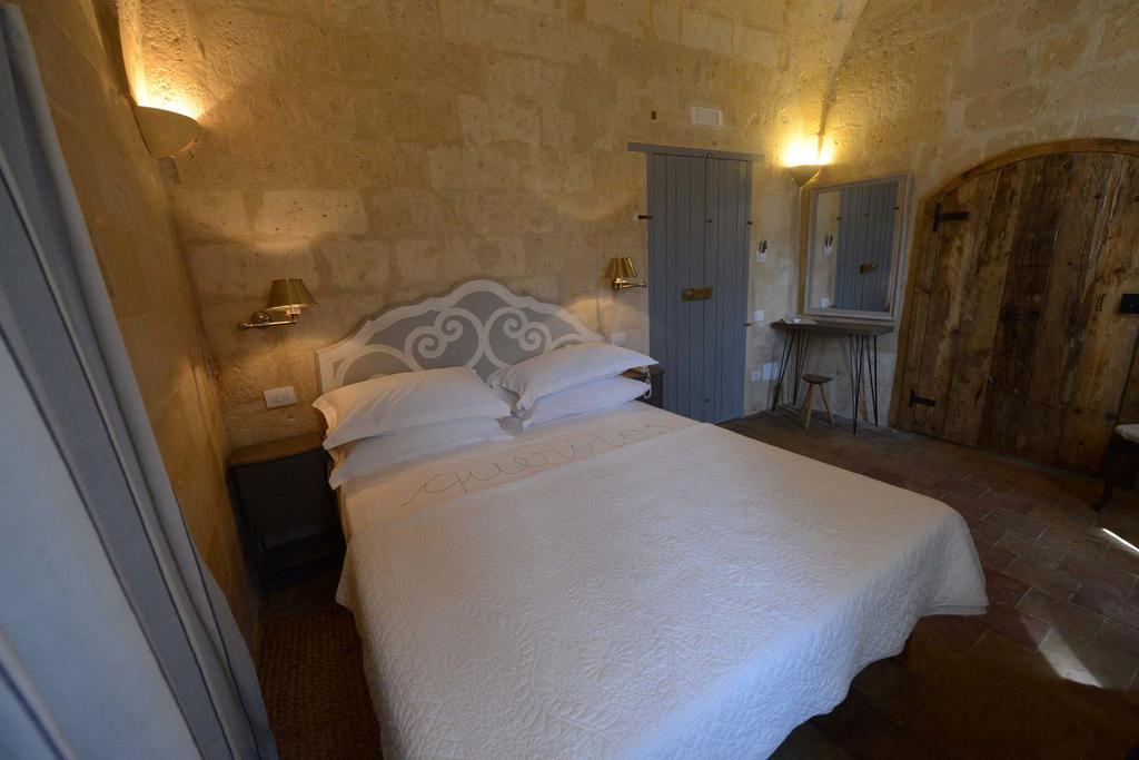 L'Hotel In Pietra Matera Exterior photo